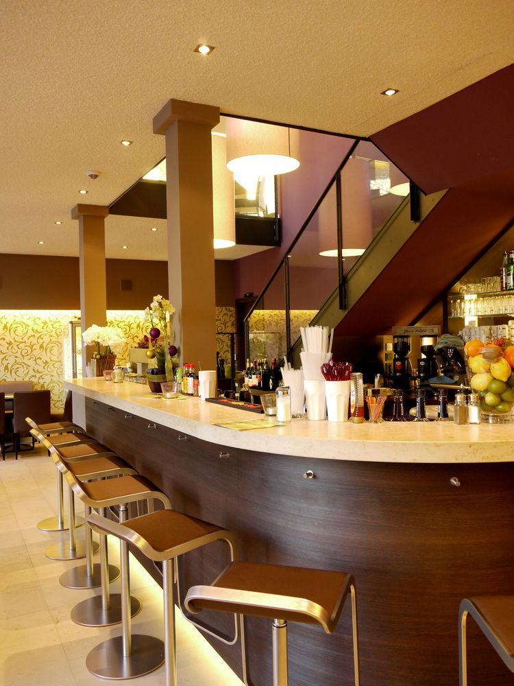 Kh Mit Restaurant